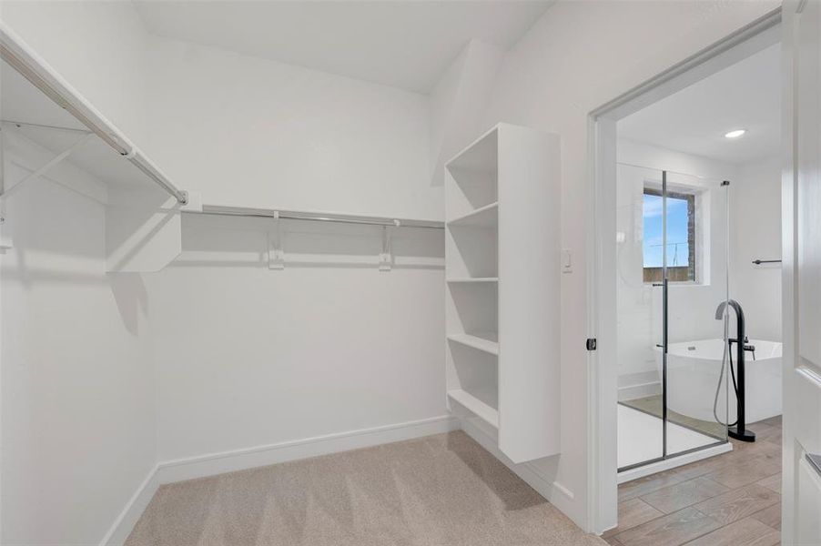 Spacious, unfurnished interior of a new home in Heritage Ranch, Sherman (Image 20).