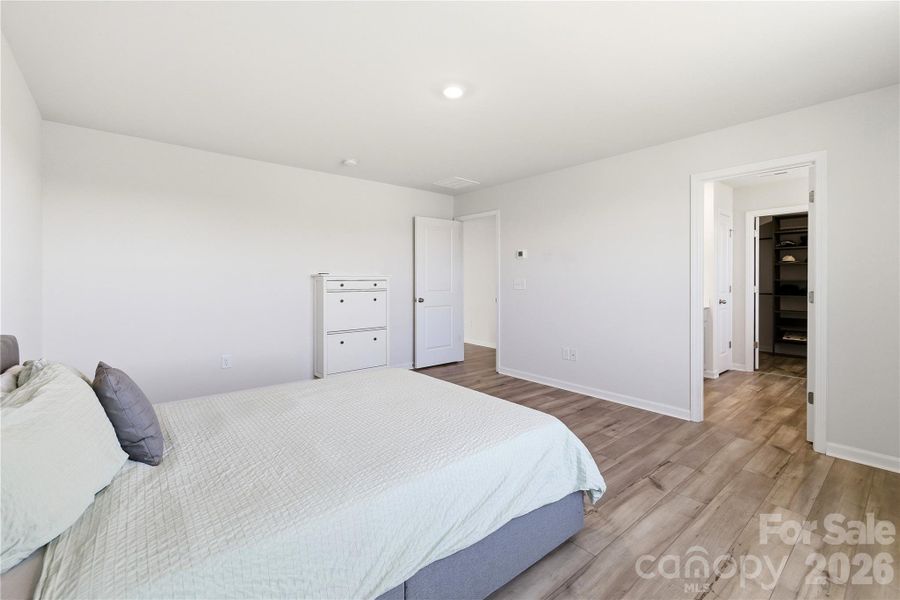 Furnished interior view inside a new home in Elizabeth, Fort Mill (Image 16).