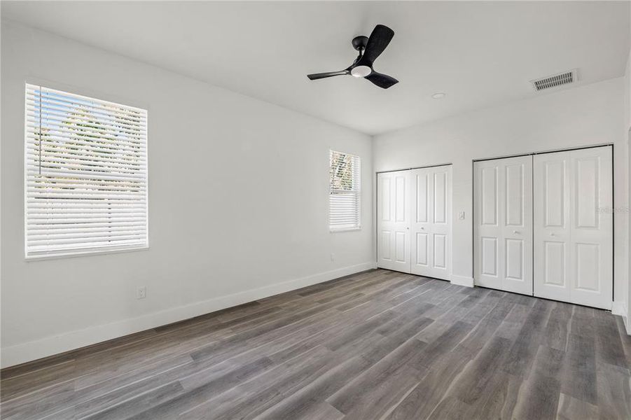Spacious, unfurnished interior of a new home in , Tampa (Image 22).