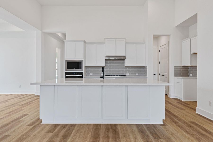 Gorgeous Open Concept Kitchen Gorgeous Open Concept Kitchen