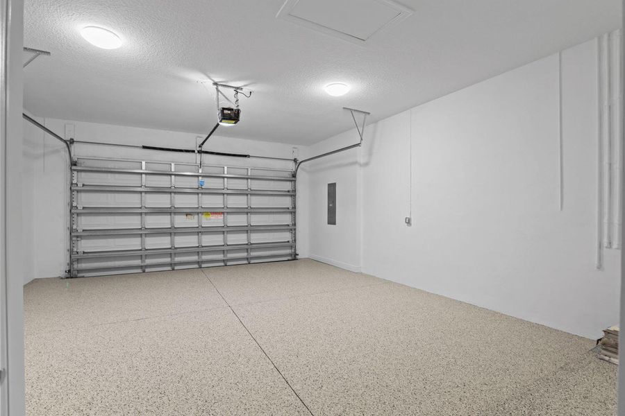 Image 23 of a home in Cresswind Palm Beach at Westlake.