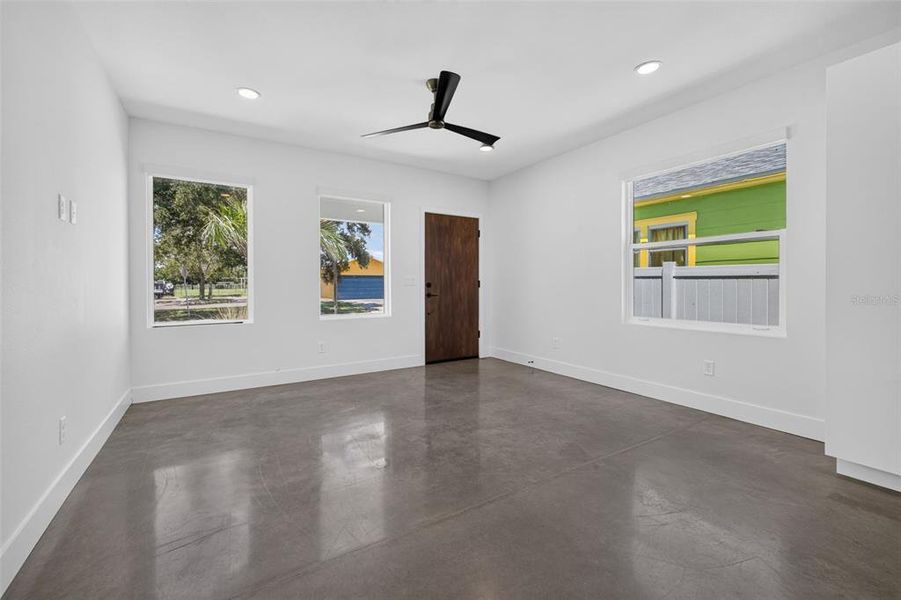 Spacious, unfurnished interior of a new home in , St. Petersburg (Image 13). Spacious, unfurnished interior of a new home in , St. Petersburg (Image 13).