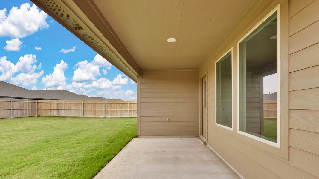 Exterior details and patio area of a home in Allen Farms, Lubbock (Image 3).