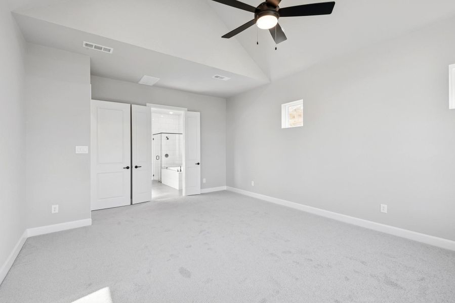 Spacious, unfurnished interior of a new home in Grand Central Park 55' Homesites, Conroe (Image 18). Spacious, unfurnished interior of a new home in Grand Central Park 55' Homesites, Conroe (Image 18).