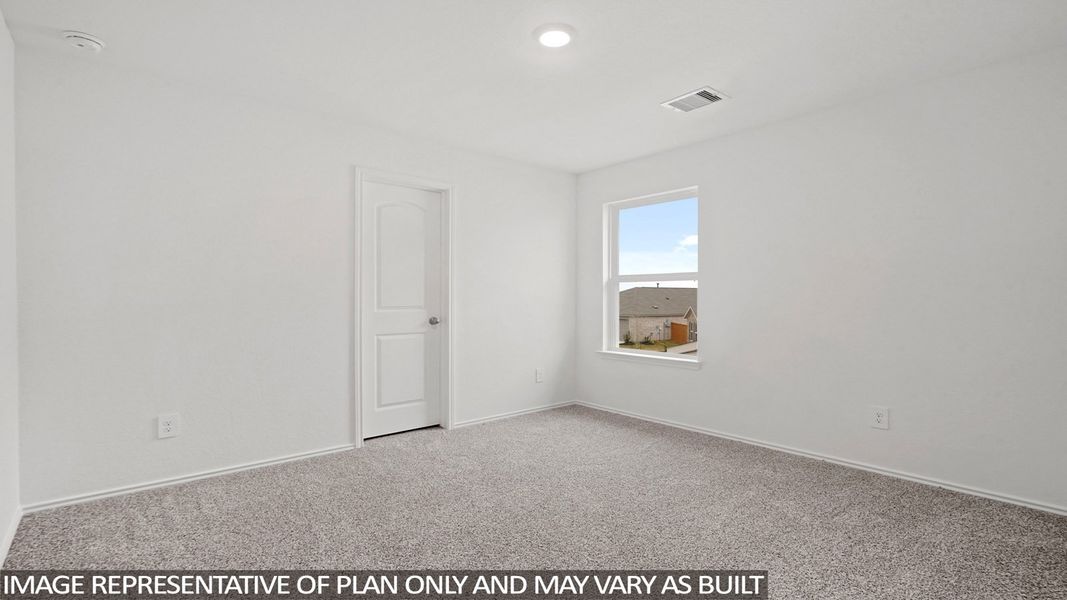 Spacious, unfurnished interior of a new home in Sunterra, Katy (Image 29).