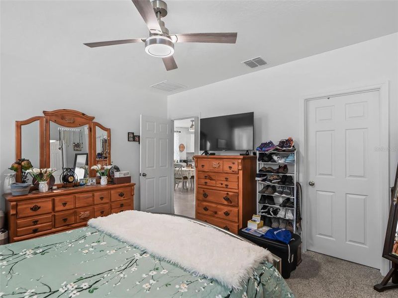 Furnished interior view inside a new home in Fox Pointe at Rivers Edge, Leesburg (Image 10).