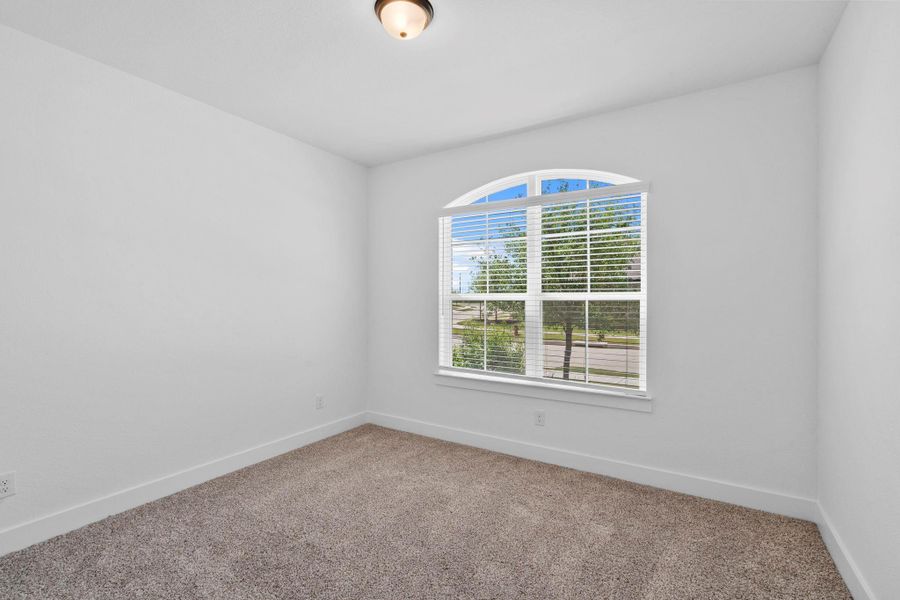 Spacious, unfurnished interior of a new home in Jordan Ranch, Fulshear (Image 22).