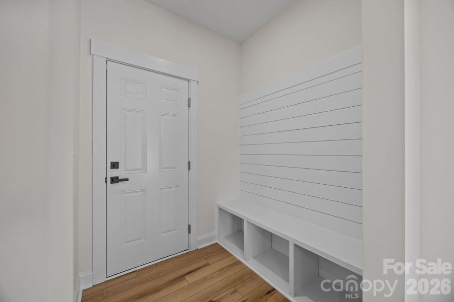 Spacious, unfurnished interior of a new home in , Salisbury (Image 27).