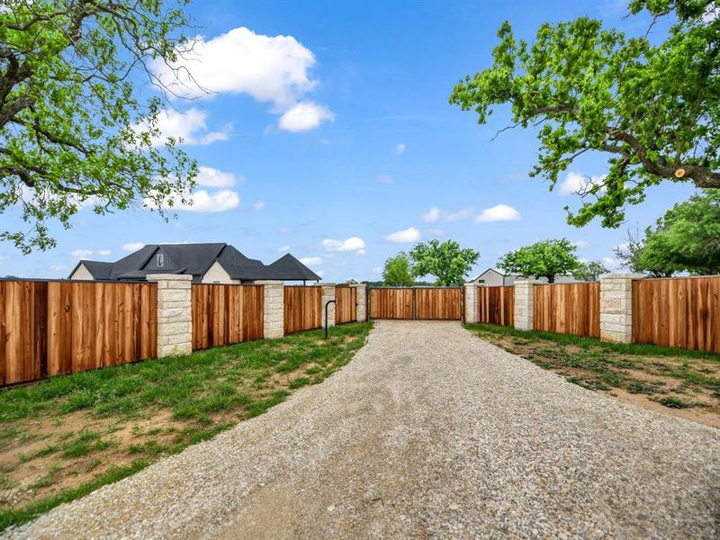 Exterior details and patio area of a home in , Millsap (Image 27).