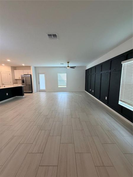Spacious, unfurnished interior of a new home in , Parrish (Image 46).