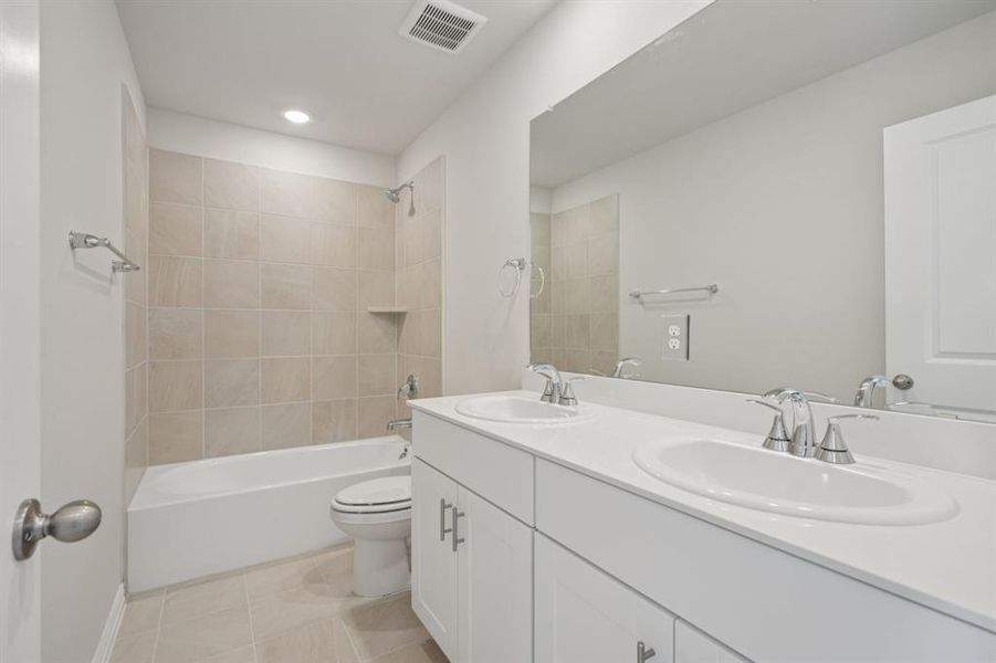 Furnished interior view inside a new home in River Ridge, Crandall (Image 6). Furnished interior view inside a new home in River Ridge, Crandall (Image 6).