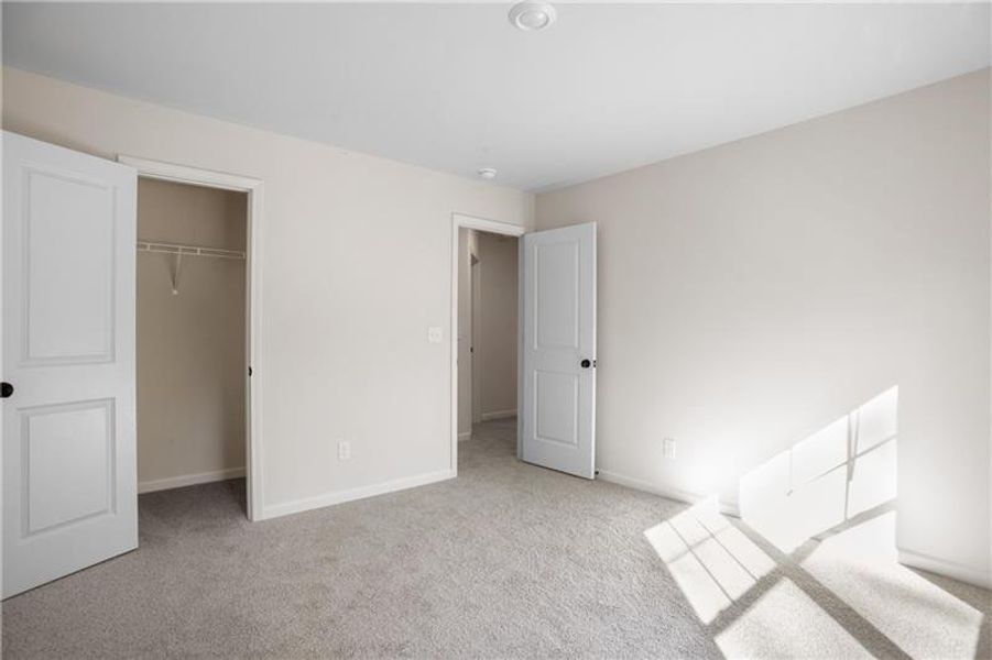 Spacious, unfurnished interior of a new home in , Buford (Image 33).