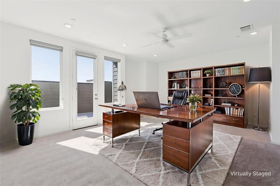 Home office as an option on the 3rd level Home office as an option on the 3rd level