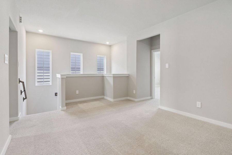 Photo is not of the actual home, but is an inspirational photo of builder’s model home and may depict options, furnishings, and/or decorator features that are not included Photo is not of the actual home, but is an inspirational photo of builder’s model home and may depict options, furnishings, and/or decorator features that are not included