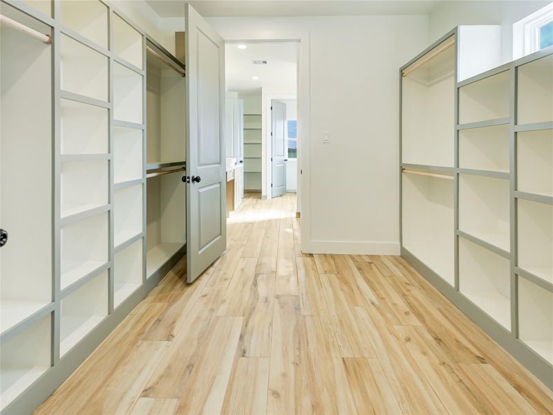 Image 35 of a home in .