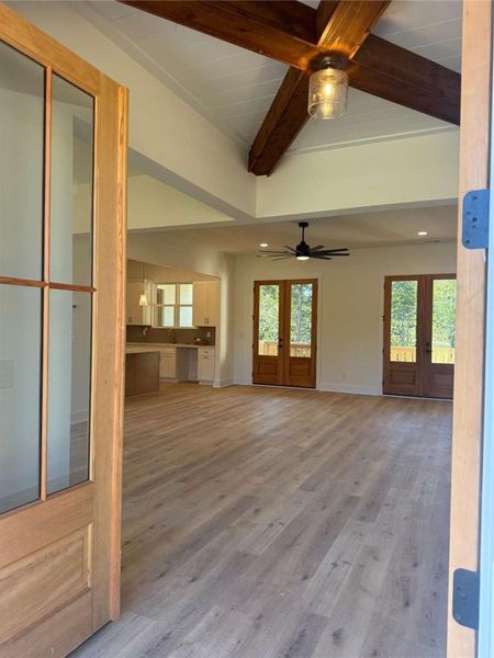 Spacious, unfurnished interior of a new home in , Bremen (Image 8).