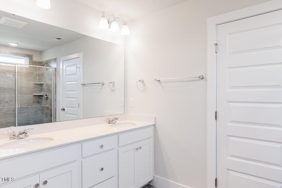 RDU_BVP_Lot 132_Shenandoah_QMI (32)