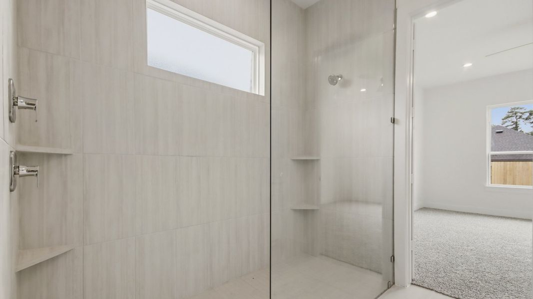Close-up of interior finishes inside a home in Hills of Westlake, Conroe (Image 11).