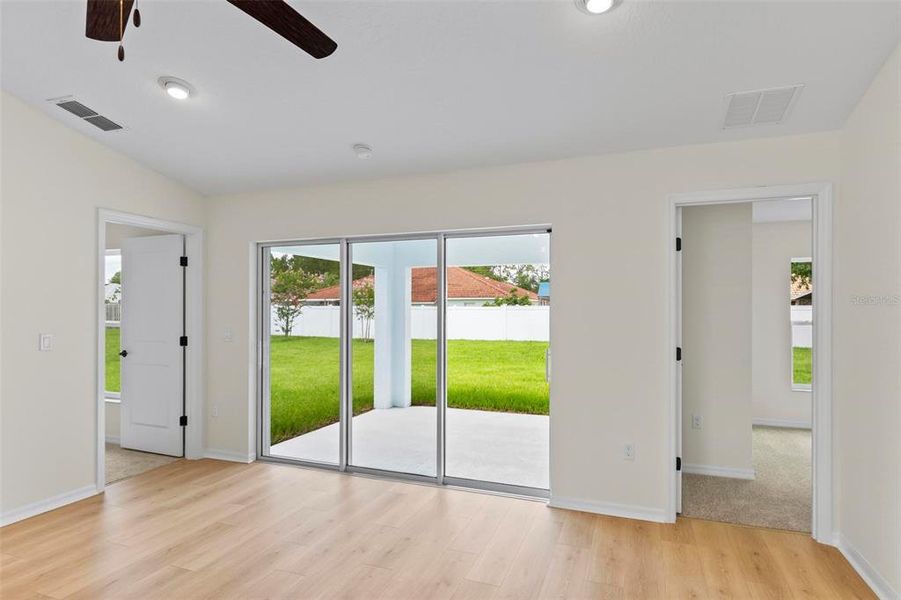 Spacious, unfurnished interior of a new home in , Palm Coast (Image 17).