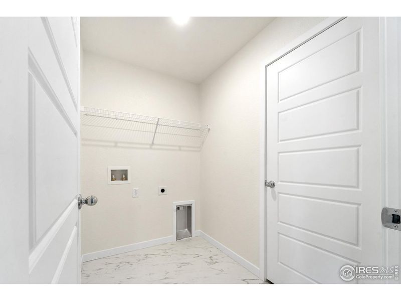 Spacious, unfurnished interior of a new home in Liberty Draw, Evans (Image 6).