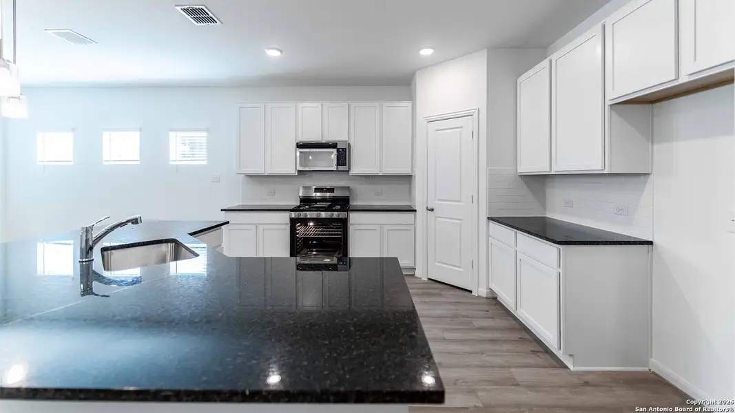 Furnished interior view inside a new home in Mesa Vista, Von Ormy (Image 4).