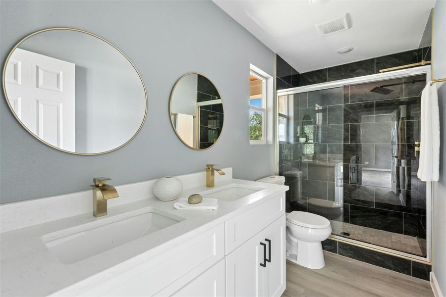 Furnished interior view inside a new home in , Luling (Image 12).