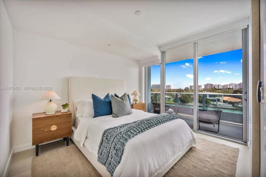 Furnished interior view inside a new home in , Bal Harbour (Image 8).