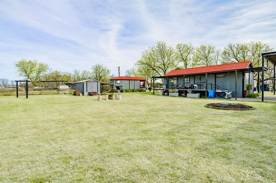 Courtyard feel and stories around fire pit Courtyard feel and stories around fire pit