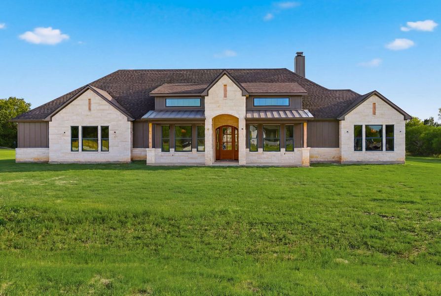 Exterior details and patio area of a home in , Bryan (Image 14).