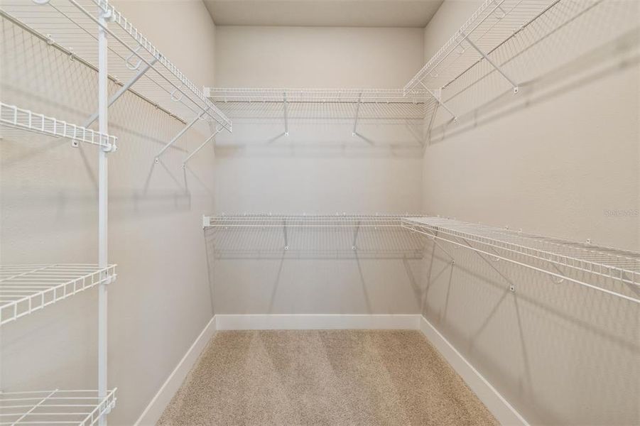 Spacious, unfurnished interior of a new home in North River Ranch – Townhomes, Parrish (Image 40).