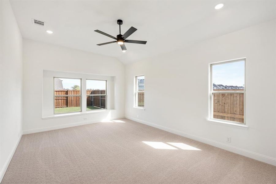 Spacious, unfurnished interior of a new home in Windsong Ranch, Prosper (Image 28).