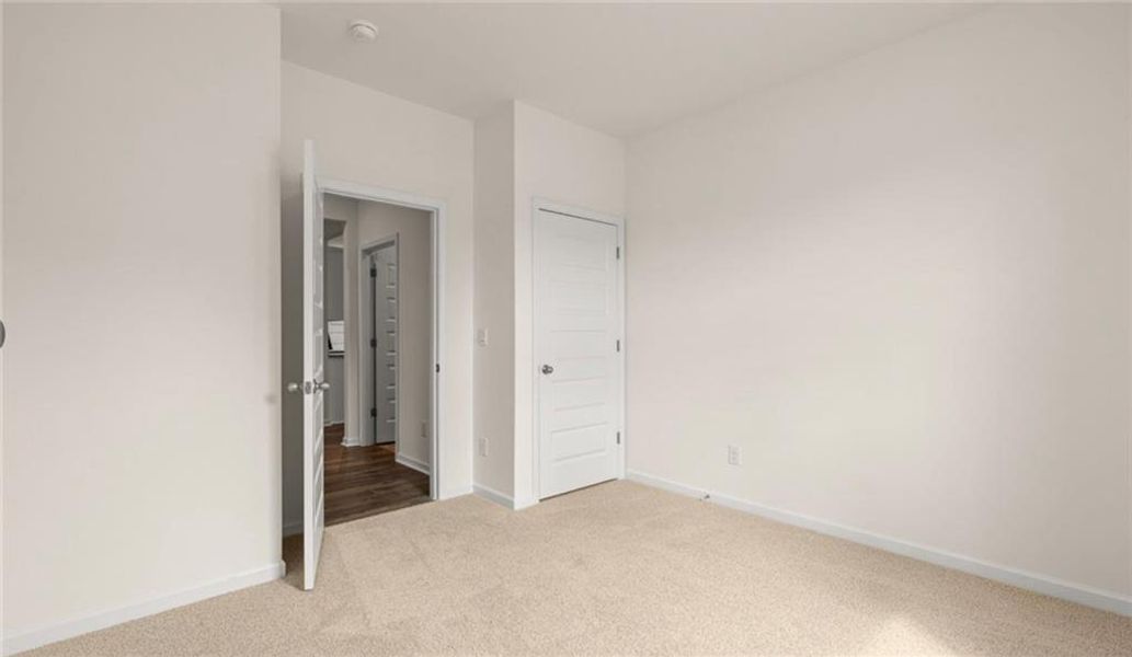 Spacious, unfurnished interior of a new home in Twin Lakes, Hoschton (Image 18).