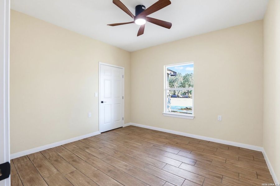 Spacious, unfurnished interior of a new home in , Poteet (Image 23).
