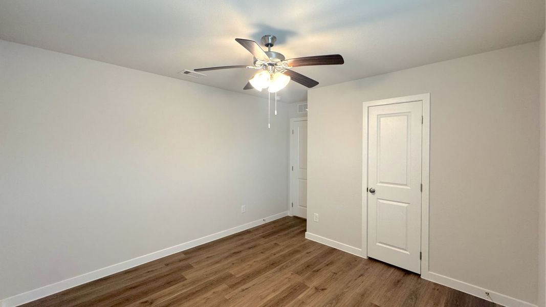 Spacious, unfurnished interior of a new home in The Reserve at London, Corpus Christi (Image 16). Spacious, unfurnished interior of a new home in The Reserve at London, Corpus Christi (Image 16).