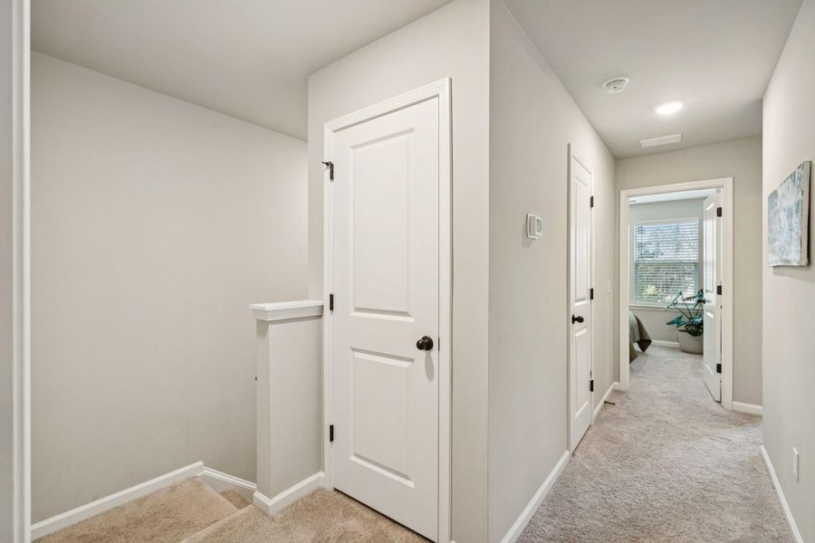 Spacious, unfurnished interior of a new home in , North Charleston (Image 22).
