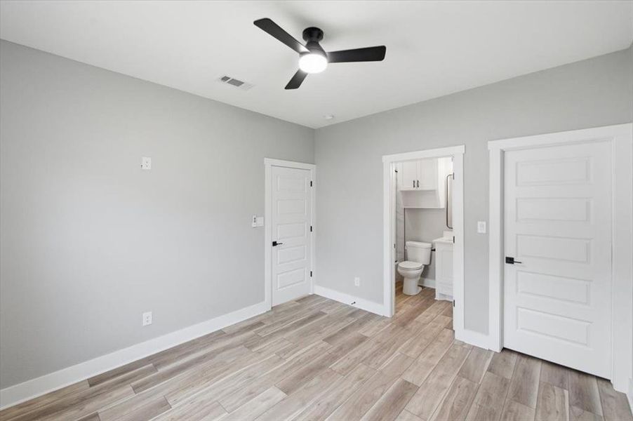 Spacious, unfurnished interior of a new home in , Woodway (Image 16). Spacious, unfurnished interior of a new home in , Woodway (Image 16).