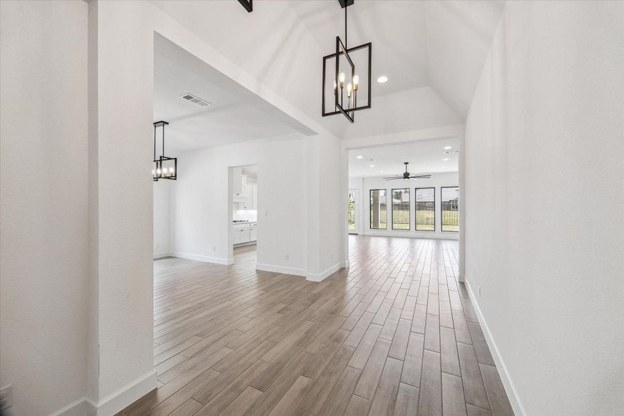 Spacious, unfurnished interior of a new home in Artavia, Conroe (Image 14).