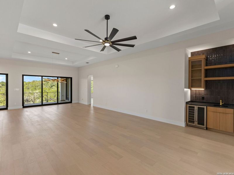 Spacious, unfurnished interior of a new home in , Boerne (Image 18).