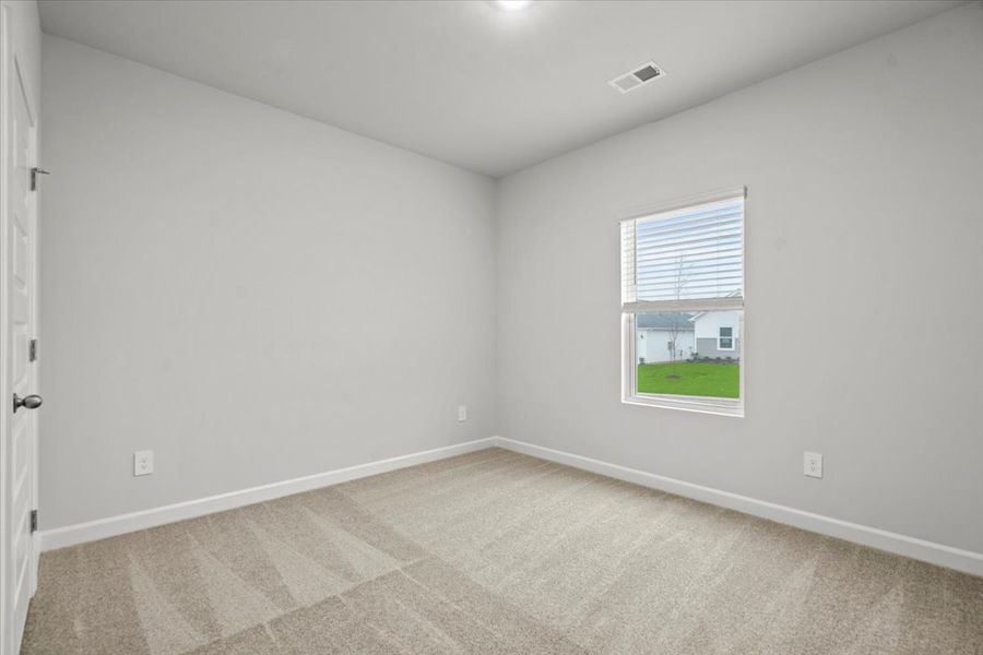 Spacious, unfurnished interior of a new home in Vickery Station, Woodruff (Image 14).