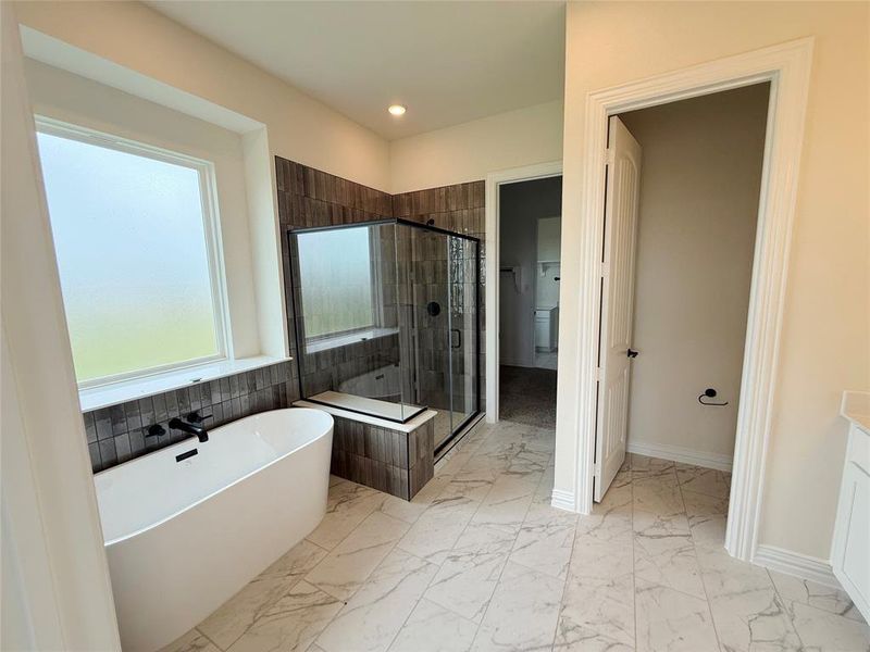 Furnished interior view inside a new home in Calhoun Acres, Azle (Image 6). Furnished interior view inside a new home in Calhoun Acres, Azle (Image 6).