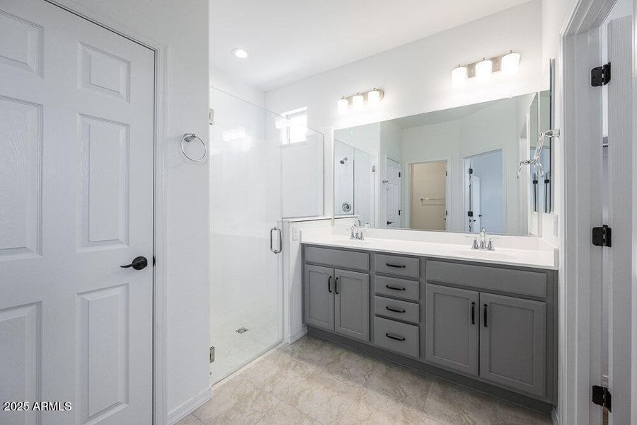 hj-az-phx-cantamia-duet-lily-lot-30135-b