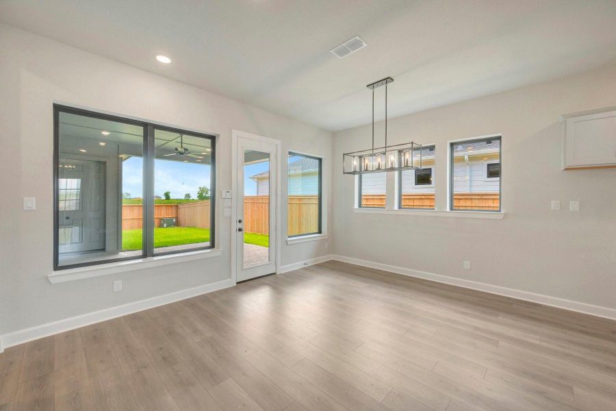 Spacious, unfurnished interior of a new home in Sienna - Landmark Row Collection, Missouri City (Image 17). Spacious, unfurnished interior of a new home in Sienna - Landmark Row Collection, Missouri City (Image 17).