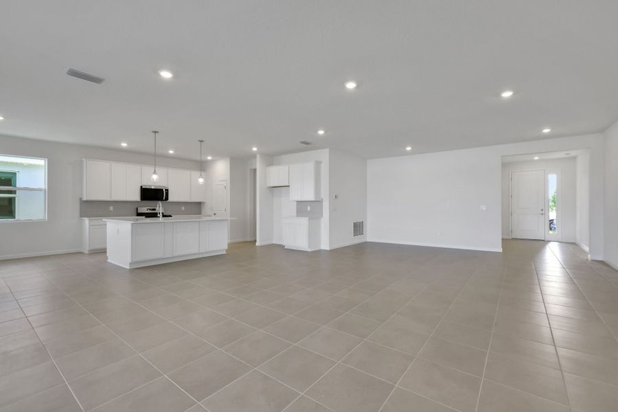 4br New Home in Port St. Lucie, FL.  - Slide 10