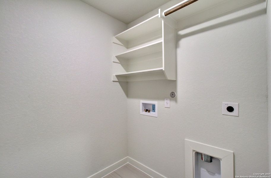 Furnished interior view inside a new home in Westridge - Premier, San Antonio (Image 2). Furnished interior view inside a new home in Westridge - Premier, San Antonio (Image 2).