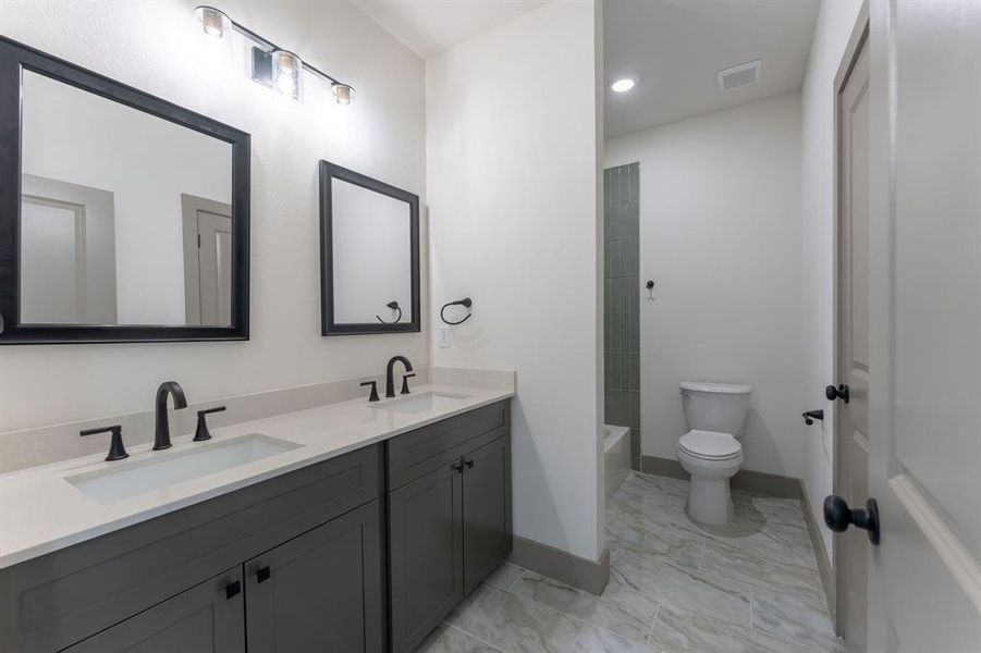 Furnished interior view inside a new home in , Princeton (Image 10).