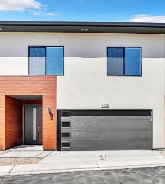Furnished interior view inside a new home in , Monument (Image 7).