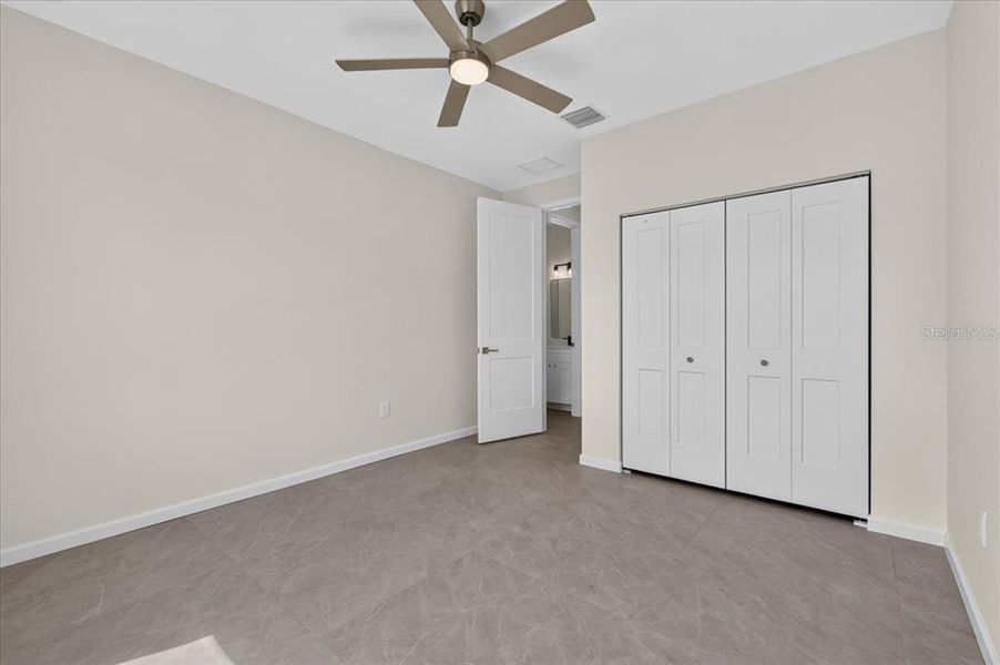 Spacious, unfurnished interior of a new home in , Seminole (Image 35).
