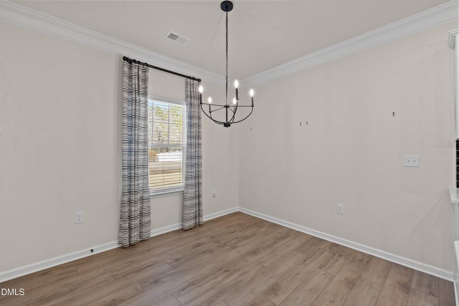 30-23 Knoll_7096 30-23 Knoll_7096