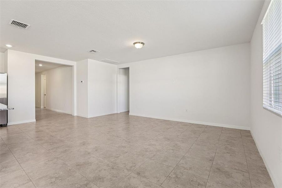 Spacious, unfurnished interior of a new home in Lawson Dunes - Signature Series, Haines City (Image 32). Spacious, unfurnished interior of a new home in Lawson Dunes - Signature Series, Haines City (Image 32).