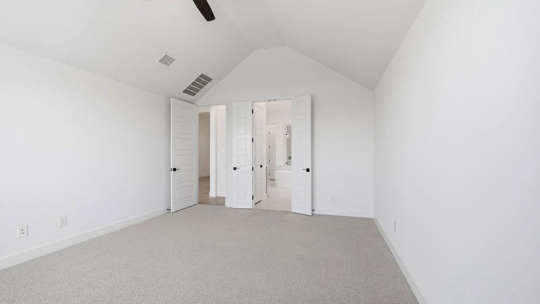 Spacious, unfurnished interior of a new home in Lakewood Village, Lakewood Village (Image 21).